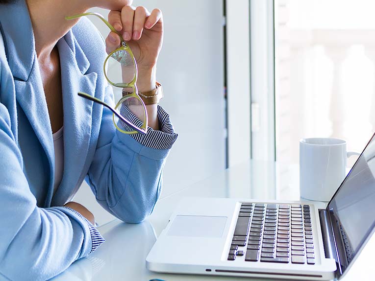 découvrez tout ce qu’il faut savoir sur l’exclusion d’un dirigeant par une assurance : définitions, implications juridiques et conséquences pour l’entreprise.