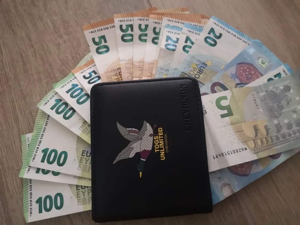 découvrez les nouveautés fiscales et sociales à partir du 1er décembre 2025 concernant les impôts, la prime de noël et l'assurance-vie pour mieux préparer vos finances.