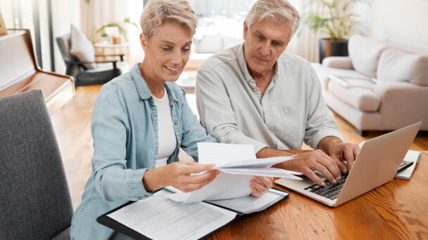 assurance-vie : découvrez comment protéger efficacement l'héritage de votre conjoint grâce à des solutions adaptées et sécurisées.